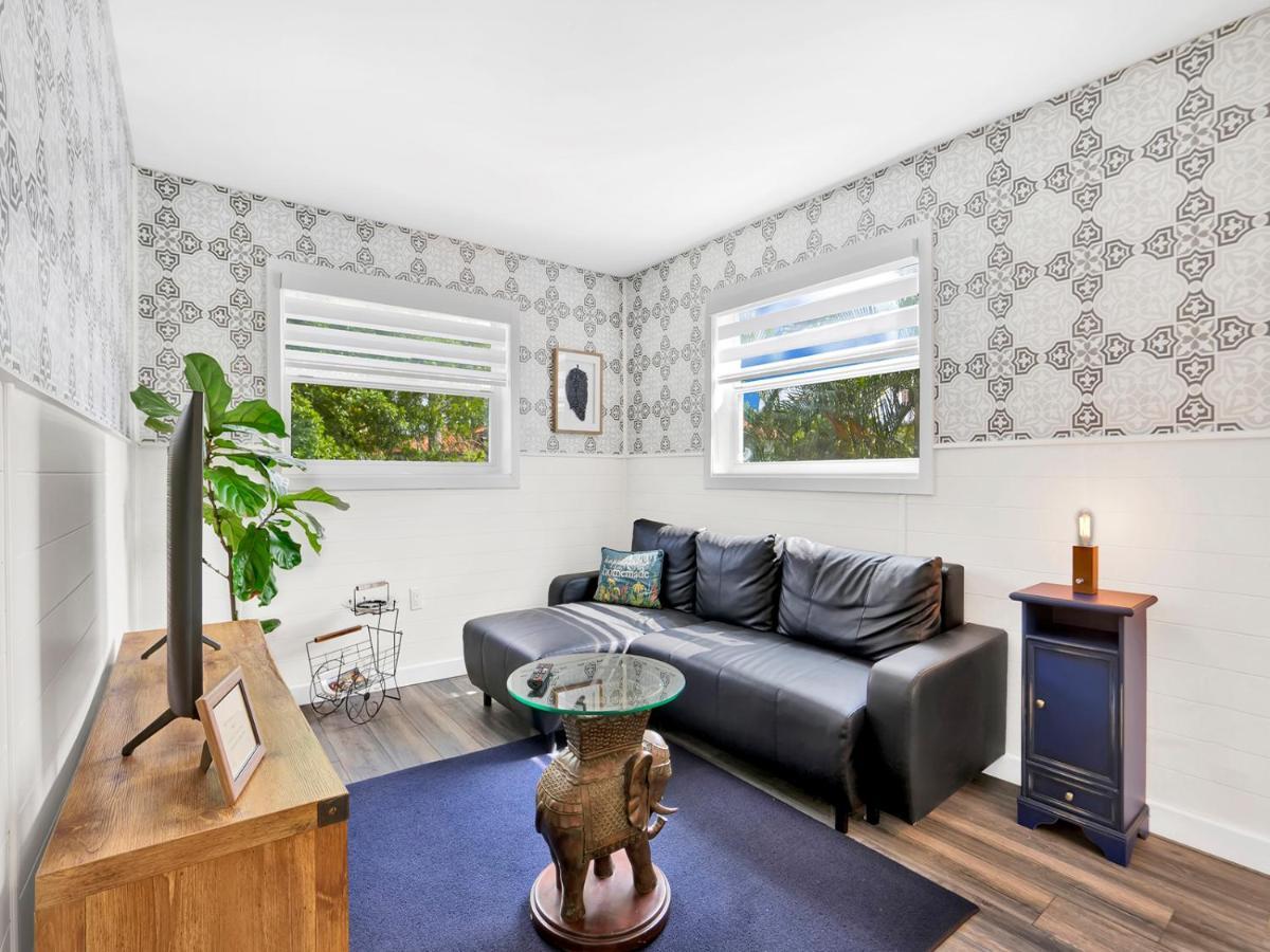 Casa Wellness Lägenhet Tamiami Exteriör bild