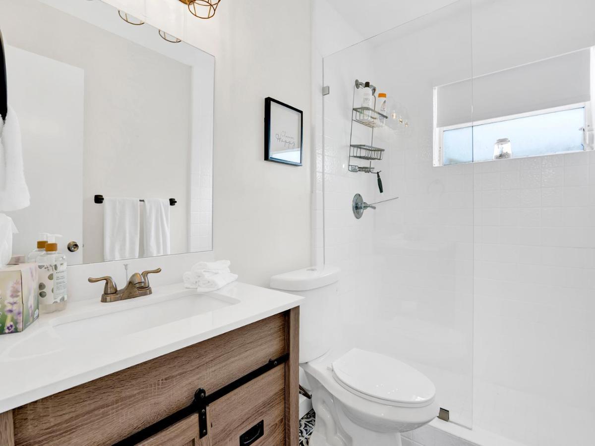 Casa Wellness Lägenhet Tamiami Exteriör bild